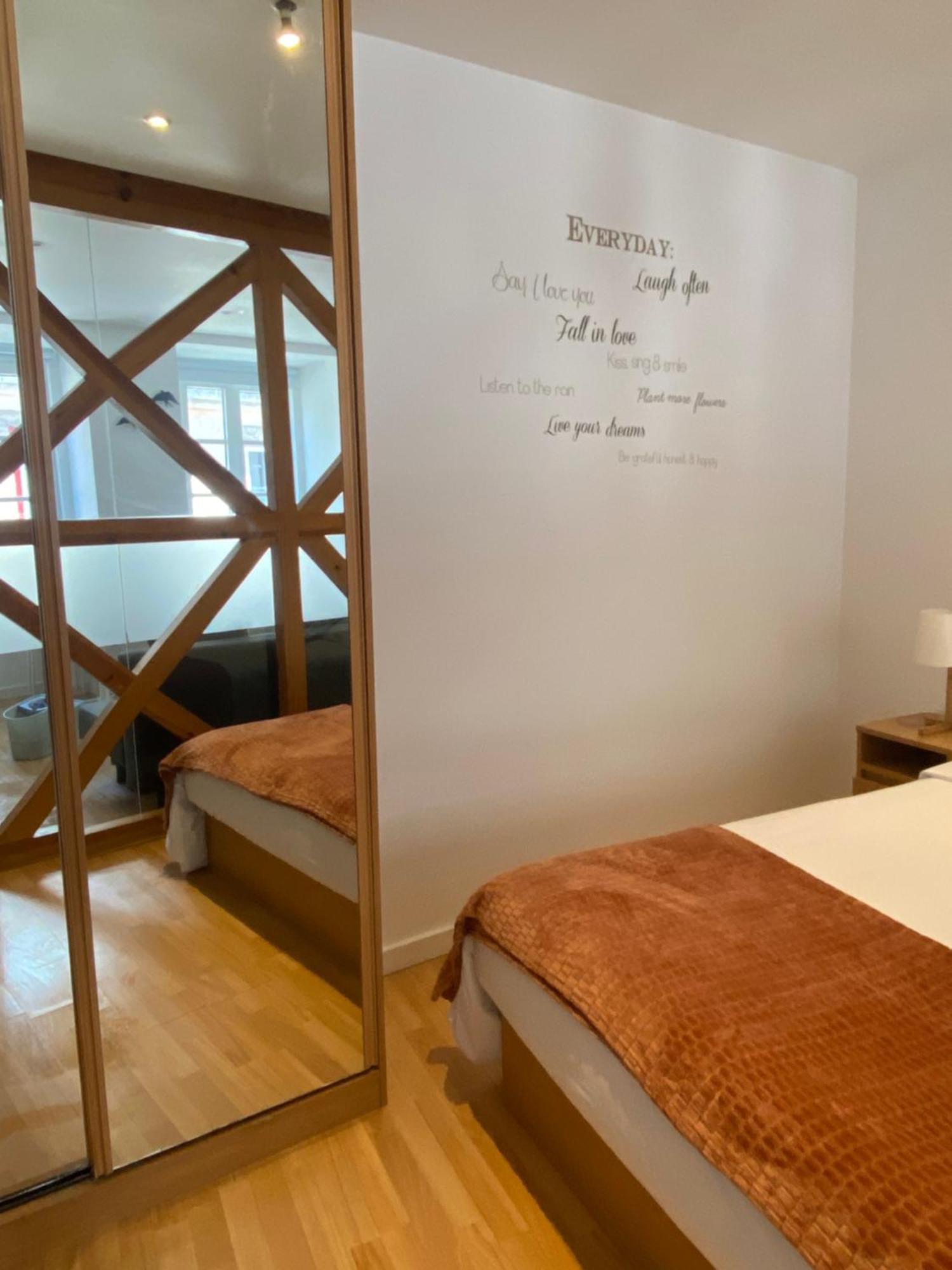 Apartment Beco Das Farinhas Lisboa Eksteriør billede