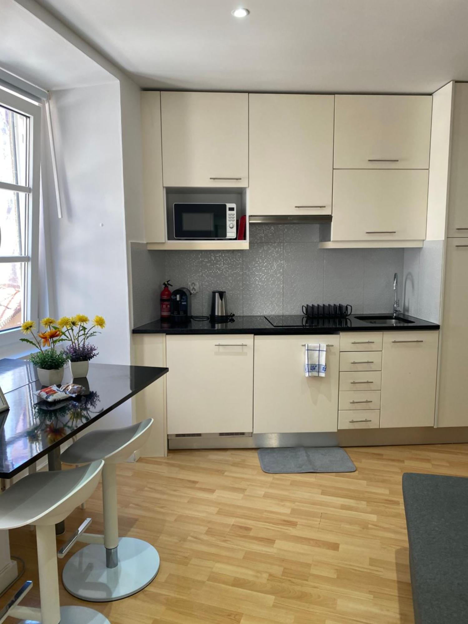 Apartment Beco Das Farinhas Lisboa Eksteriør billede