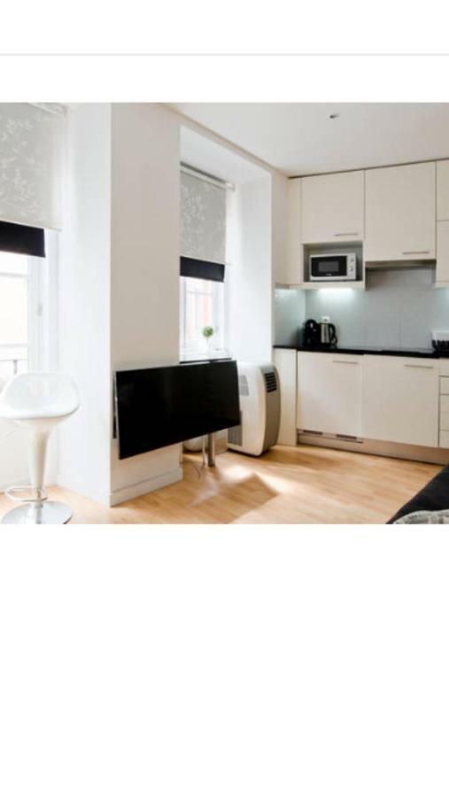 Apartment Beco Das Farinhas Lisboa Eksteriør billede